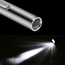 Carregar imagem no visualizador da galeria, Lanterna portátil portátil para uso médico Mini lanterna de enfermagem recarregável LED tocha + clipe de aço inoxidável de qualidade e profissional